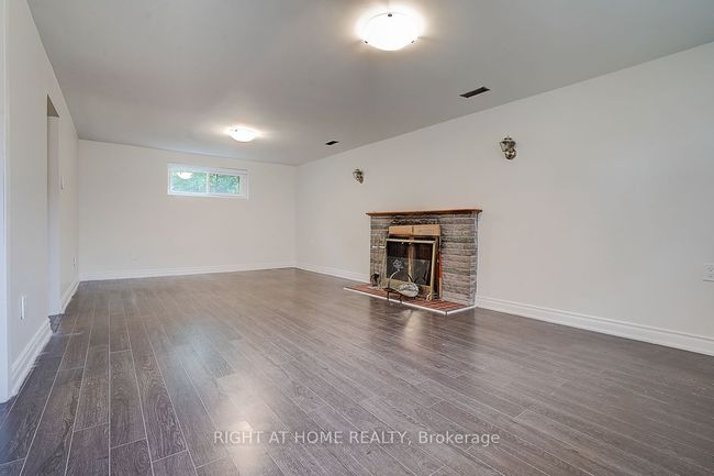 2 Citadel Dr, House other with 3 bedrooms, 2 bathrooms and 2 parking in Scarborough ON | Image 36