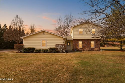 2009 Willowhill Ln, Toledo, OH, 43615-3745 | Card Image