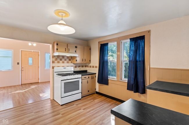 Kitchen | Image 29