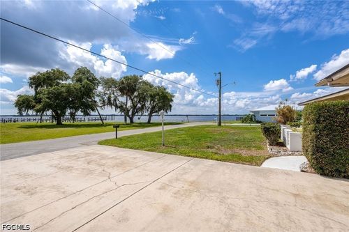 1805 Stevenson Rd, NORTH FORT MYERS, FL, 33917-3236 | Card Image