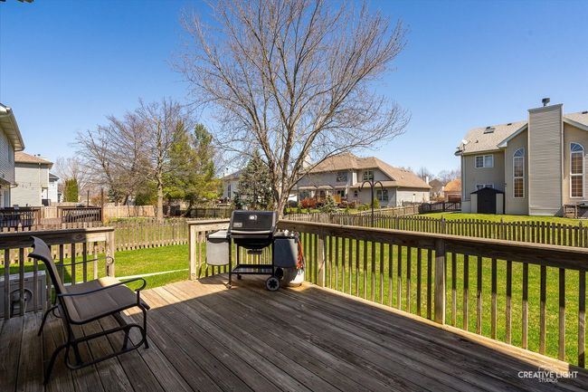 406 Camden Cir, House other with 4 bedrooms, 4 bathrooms and 3 parking in Oswego IL | Image 28
