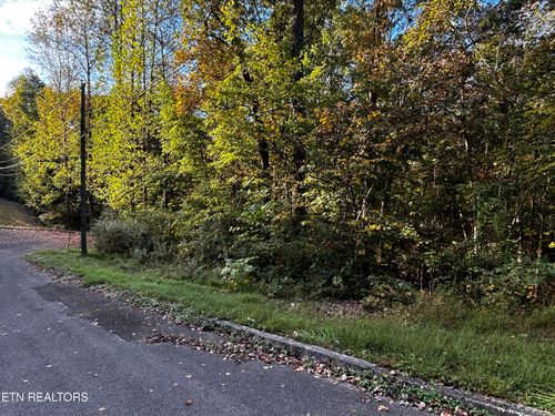 14 Trenton Ln, Clinton, TN, 37716 | Card Image