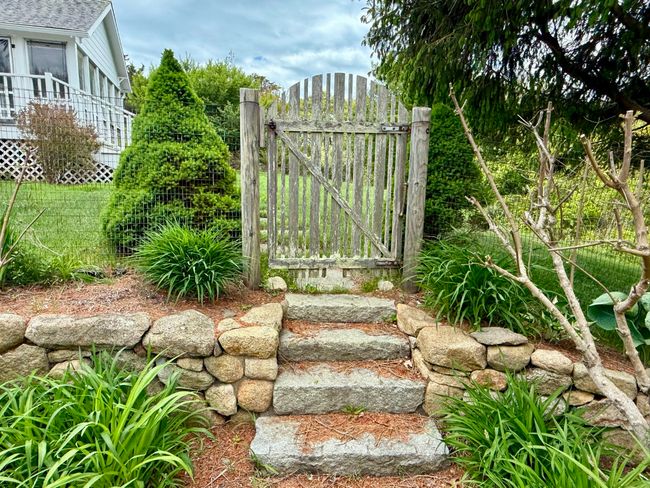 C - 19-C Old Woods Rd, House other with 4 bedrooms, 3 bathrooms and null parking in Chilmark MA | Image 23