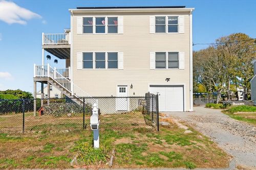 10 Jerusalem Rd, Fairhaven, MA, 02719-1213 | Card Image