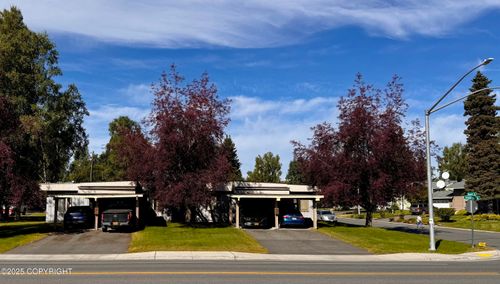 3901 Merrill Dr, Anchorage, AK, 99517-2475 | Card Image