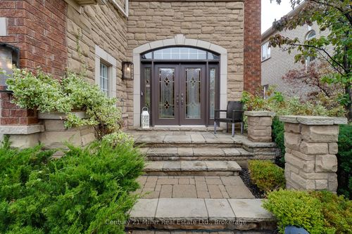 2301 Hertfordshire Way, Oakville, ON, L6H7M5 | Card Image
