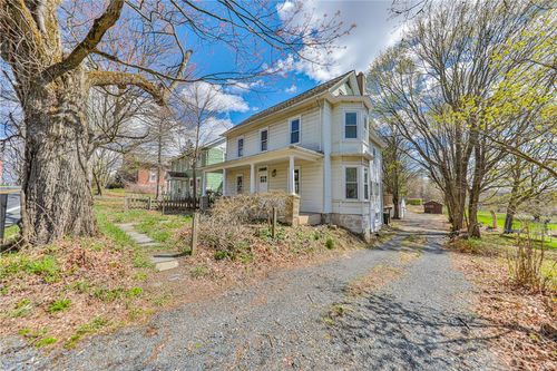 589 S Delaware Dr, Mount Bethel, PA, 18343-5801 | Card Image