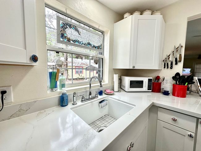 12409 Live Oak St, House other with 2 bedrooms, 1 bathrooms and 1 parking in CEDAR KEY FL | Image 37
