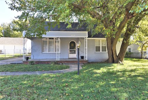 1229 S Braden Ave, Tulsa, OK, 74112-5332 | Card Image