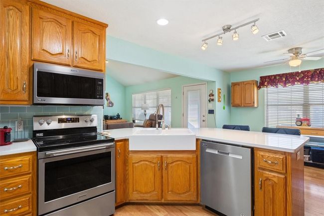 437 Lcr 664, House other with 3 bedrooms, 2 bathrooms and 2 parking in Kosse TX | Image 16