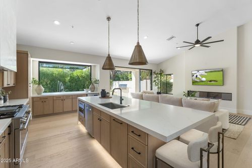 17320 N 77th Way, Scottsdale, AZ, 85255-5836 | Card Image