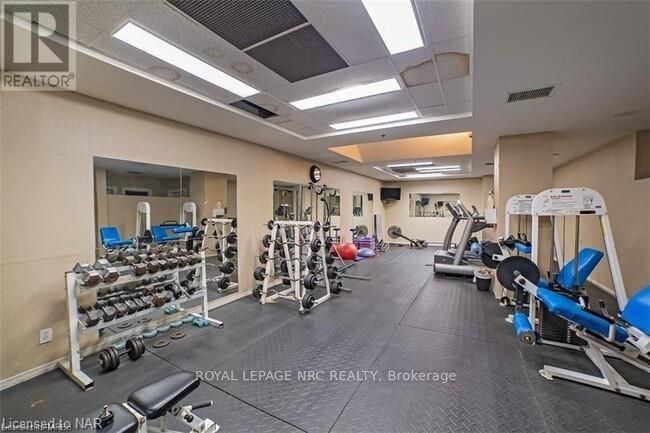 812 - 135 James St S, Condo with 2 bedrooms, 2 bathrooms and null parking in Hamilton ON | Image 13