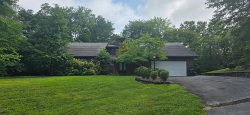 950 Nazareth Rd, London, KY, 40741-2705 | Card Image