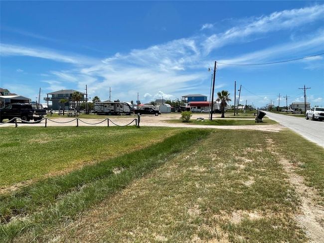 1204 N Monkhouse Dr, Home with 0 bedrooms, 0 bathrooms and null parking in Crystal Beach TX | Image 14