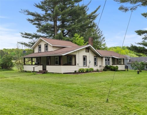 35743 Lake Rd, Union City, PA, 16438-3747 | Card Image