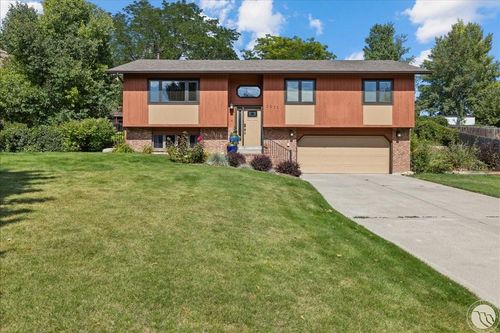 3935 Pine Cove Rd, Billings, MT, 59102-0137 | Card Image