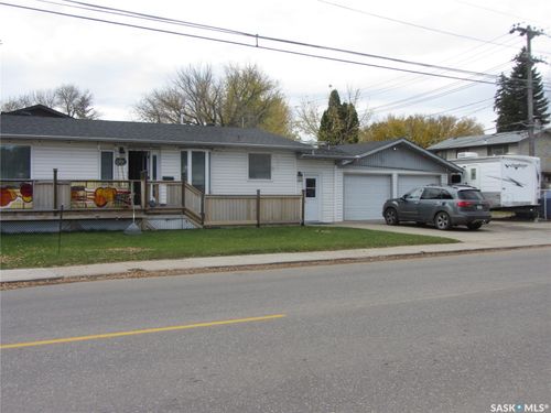2400 Mcpherson Avenue, Saskatoon, SK, S7J0S9 | Card Image
