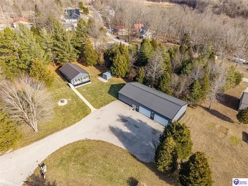 161 Tomahawk Cir, Falls Of Rough, KY, 40119-6632 | Card Image