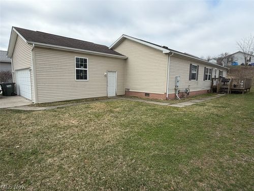 8909 Falcon Dr, Streetsboro, OH, 44241-3921 | Card Image