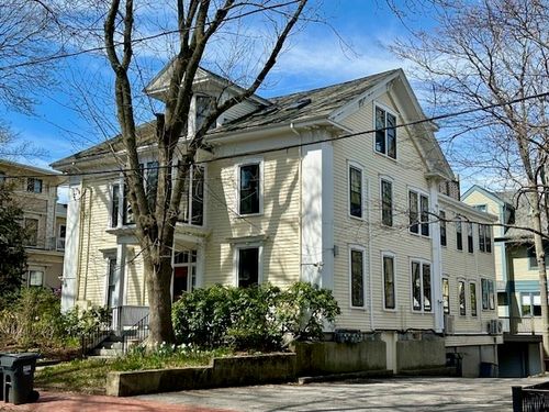 2r-21 Lee St, Cambridge, MA, 02139-2244 | Card Image