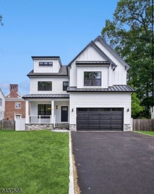 5 Briar Cliff Rd, Livingston, NJ, 07039-2220 | Card Image