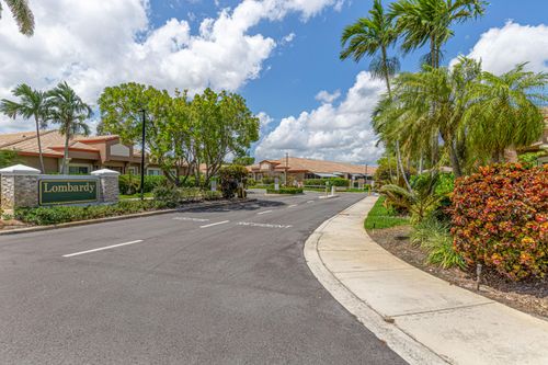 10168 Lombardy Dr, Tamarac, FL, 33321-1202 | Card Image