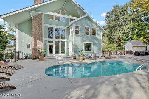 2001 Cordgrass Rd, Hampstead, NC, 28443-8331 | Card Image
