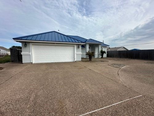 13854 Doubloon St, Corpus Christi, TX, 78418-6918 | Card Image