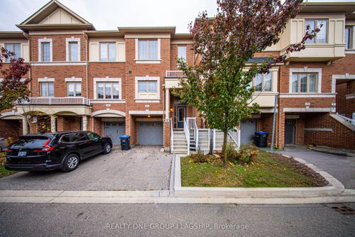 51 Aspen Hills Rd, Brampton, ON, L6Y6E4 | Card Image