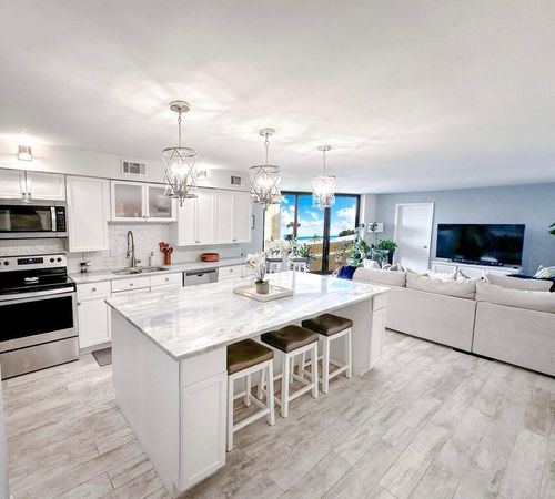 b-2d-2800 N Ocean Dr, Riviera Beach, FL, 33404-3297 | Card Image
