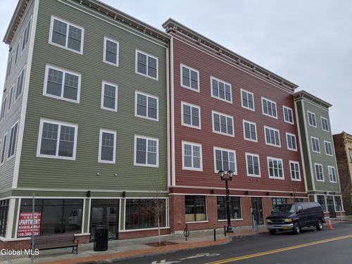apt-21-12 White St, Cohoes, NY, 12047-3265 | Card Image