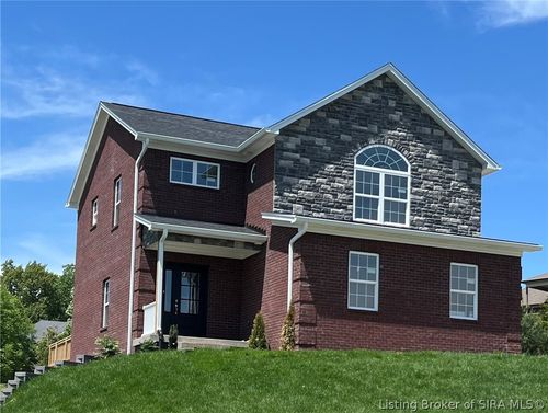 4001 Crestwood Dr, Floyds Knobs, IN, 47119-9698 | Card Image