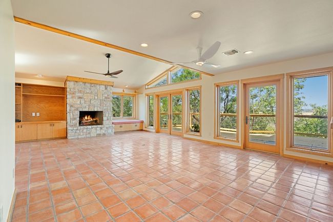 212 Comanche Cp, House other with 4 bedrooms, 3 bathrooms and null parking in Kyle TX | Image 8