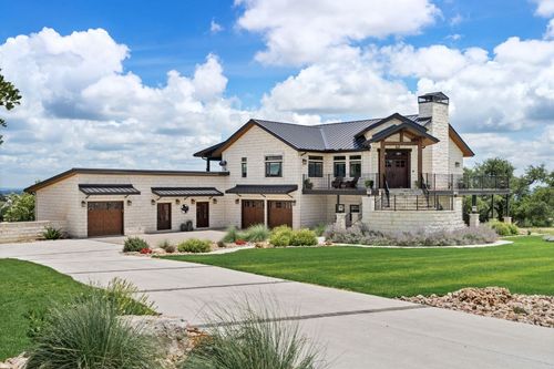 115 Trophy Oak Pt, Fredericksburg, TX, 78624-2899 | Card Image