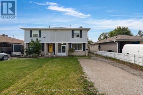 49 Daphne Cres, Barrie, ON, L4M2Y7 | Card Image