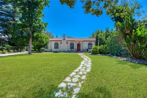 1096 Armada Drive, Pasadena, CA, 91103 | Card Image