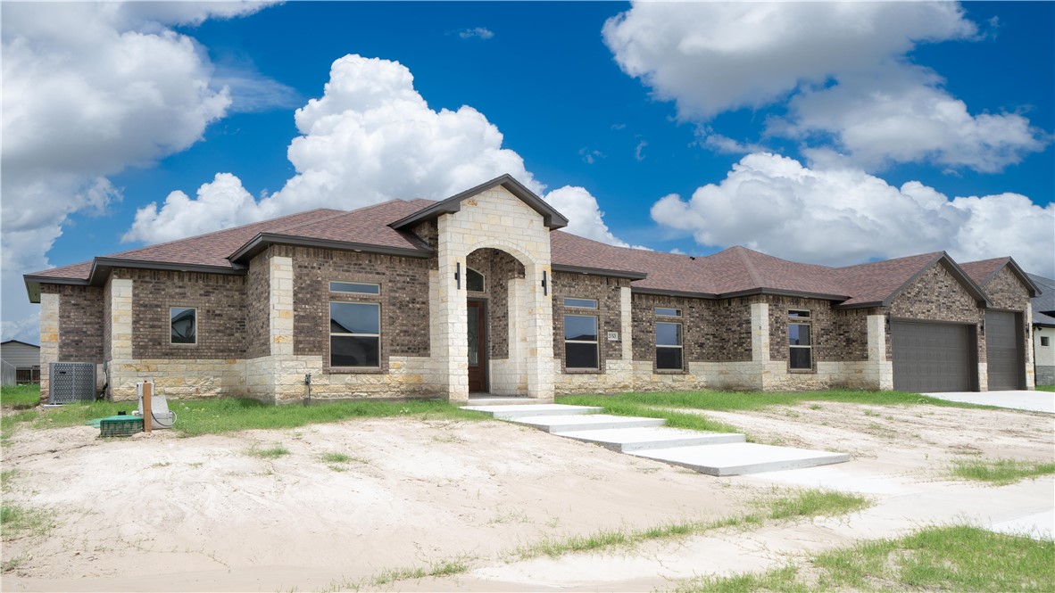 Rufus St, Corpus Christi, TX 78418