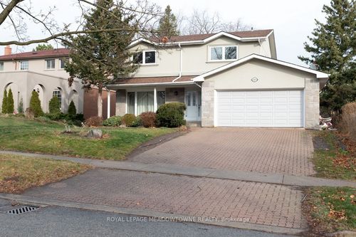 1435 Petrie Way, Mississauga, ON, L5J3Z7 | Card Image