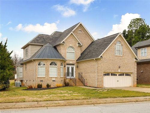 203 Christi Ln, Kernersville, NC, 27284-7119 | Card Image