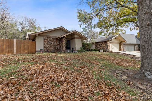 6403 S Kingston Ave, Tulsa, OK, 74136-2112 | Card Image