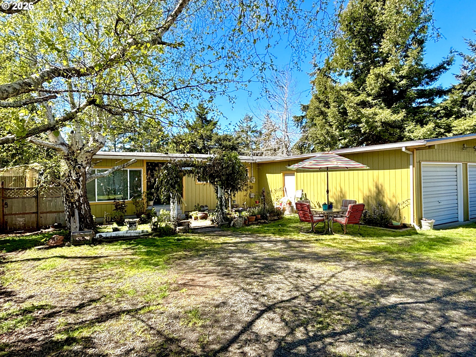 Residential in Lakeside 3