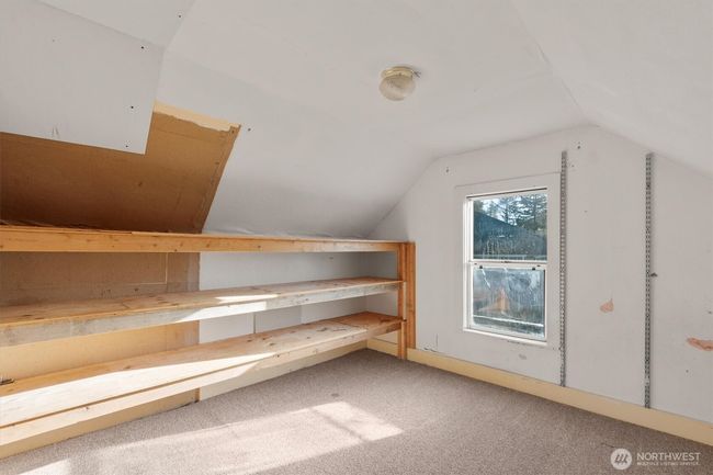 325 E State Route 4, House other with 3 bedrooms, 1 bathrooms and 1 parking in Cathlamet WA | Image 21