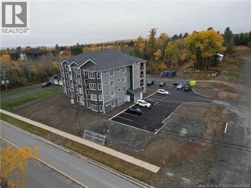 975 Brookside Dr, Fredericton, NB, E3G8T9 | Card Image