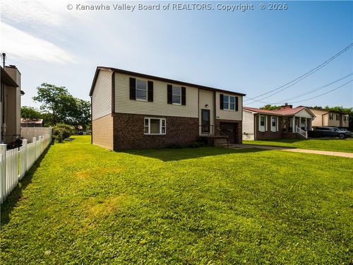 106 Pinehurst Dr, Tornado, WV, 25202-9709 | Card Image