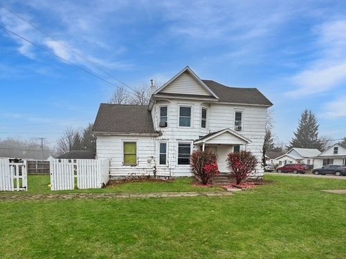 2301 Charleston Ave, Mattoon, IL, 61938-3839 | Card Image