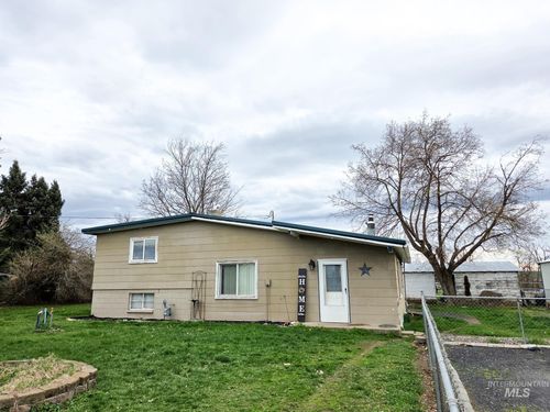 1532 Hemlock Ave, Lewiston, ID, 83501-5834 | Card Image