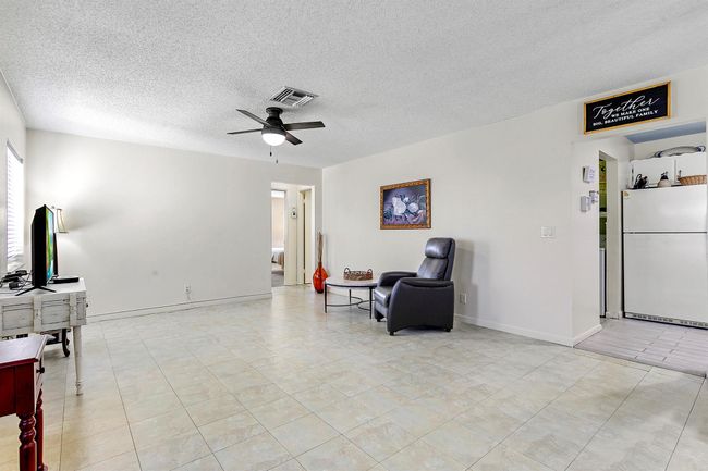 C-2 - 5927 La Pinata Boulevard, Condo with 2 bedrooms, 2 bathrooms and null parking in Greenacres FL | Image 8