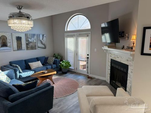 j3-5051 Grande Dr, Pensacola, FL, 32504-8969 | Card Image