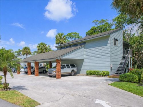 apt-205-2000 Pine Creek Blvd, Vero Beach, FL, 32966-1398 | Card Image