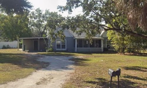 816 W Country Club Dr, Tampa, FL, 33612-5630 | Card Image